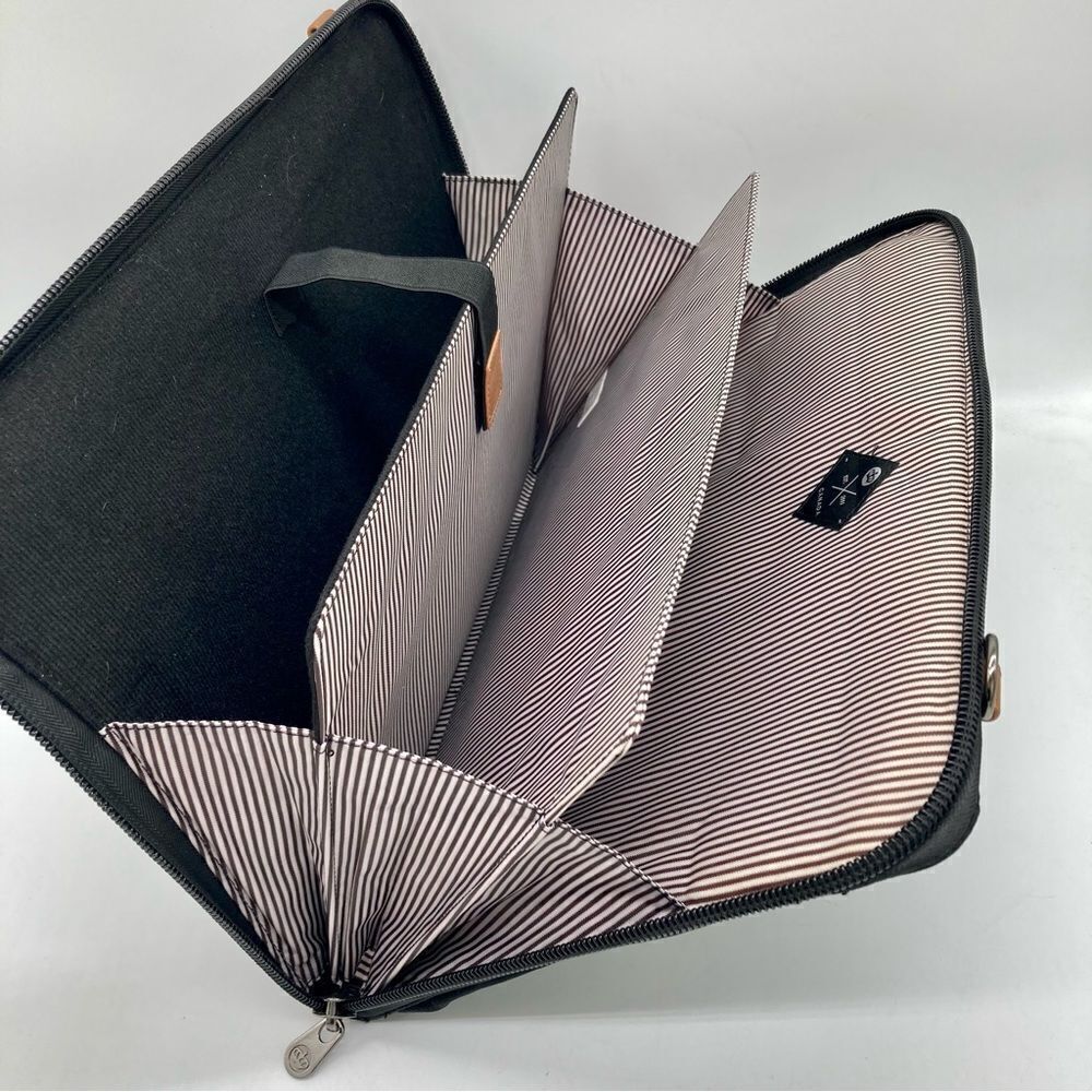PKG Laptop Bag - Picture 4 of 6